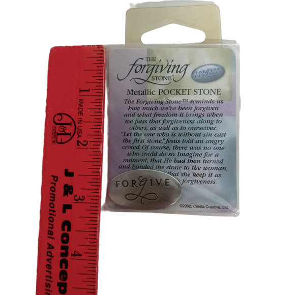 Forgiving Stone – Christian Pocket Reminder ✝️⛪ - Picture 8 of 10